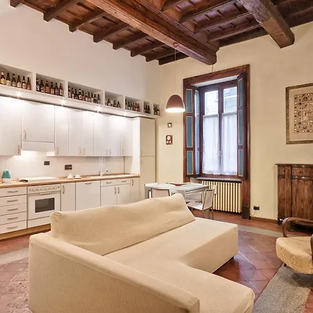 Guesthost - Palazzo Di Citta Elegant Apartament Turyn