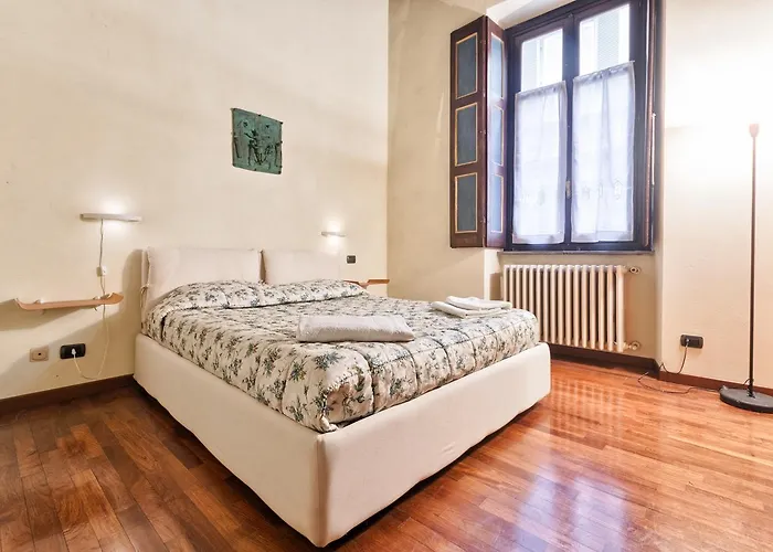 Guesthost - Palazzo Di Citta Elegant تورينو
