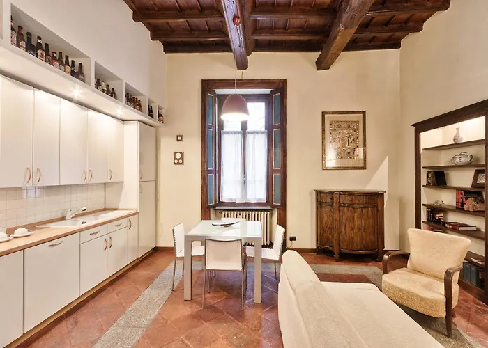 Guesthost - Palazzo Di Citta Elegant تورينو